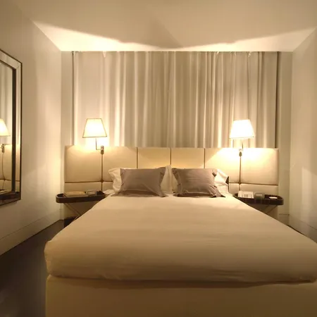Sina The Gray Hotel