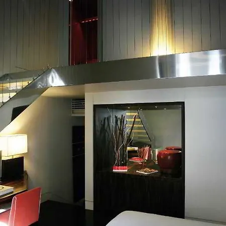 Sina The Gray Hotel