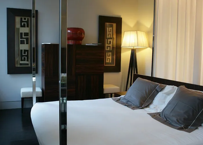 Sina The Gray Milán