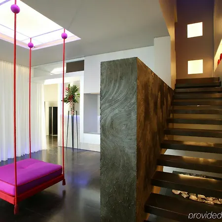 Sina The Gray Hotel