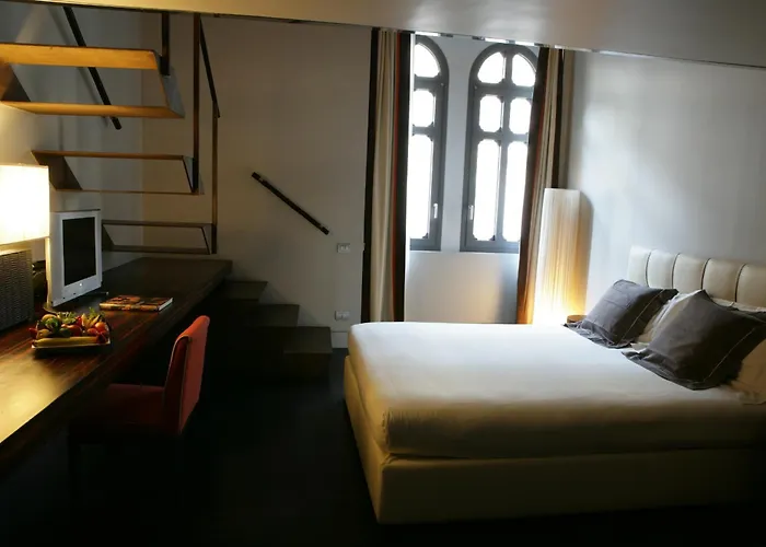 Szálloda Sina The Gray 5*